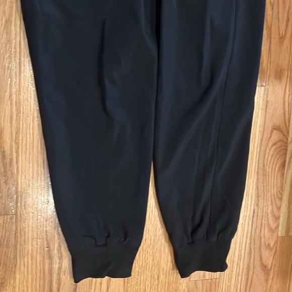 Scrubs - Picture 2 of 4